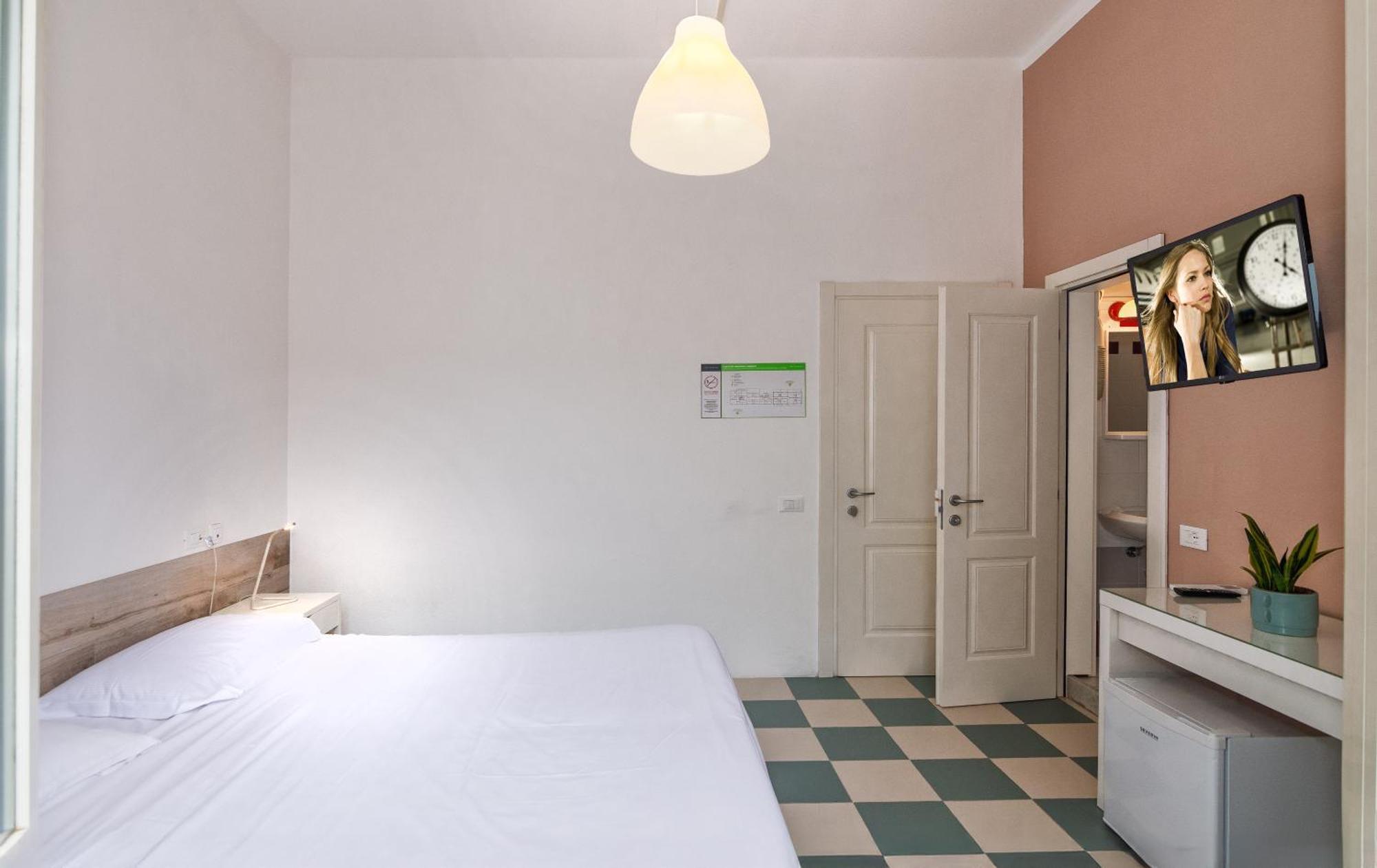 Hotel Happy Marina di Pietrasanta Buitenkant foto